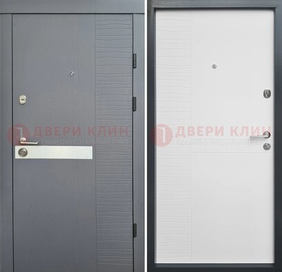 Серая металлическая дверь с белой резной МДФ панелью ДМ-215 в Домодедово