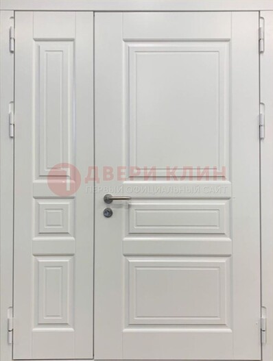 Полуторная светлая металлическая дверь с МДФ ДМ-336