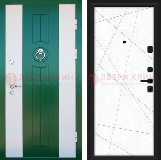 Зеленая железная дверь с панелями МДФ ДМ-369