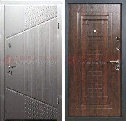 Серая металлическая дверь с панелями МДФ в квартиру ДМ-431 в Кубинке