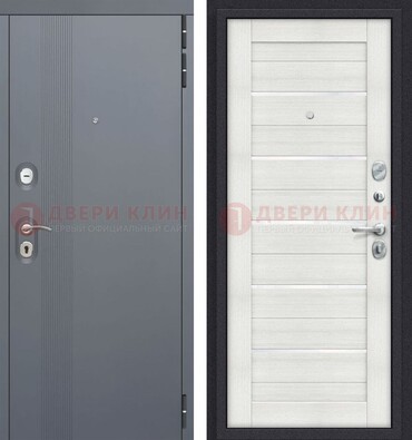 Железная дверь с серой и белой МДФ со стеклом внутри ДМ-462 в Домодедово