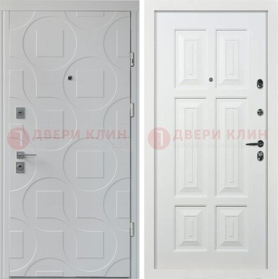 Белая стальная дверь в квартиру с панелями МДФ ДМ-494 в Королеве