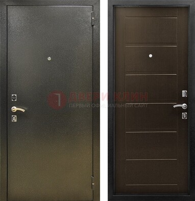 Темная металлическая дверь с порошковым напылением ДП-105 в Домодедово