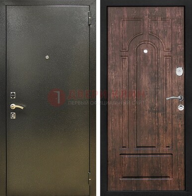 Темно-серая металлическая дверь с порошковым покрытием и МДФ коричневая ДП-292 в Домодедово