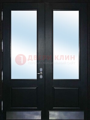 Черная двухстворчатая металлическая дверь со стеклом ДС-25 в Домодедово