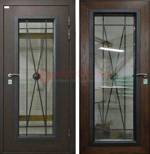 Коричневая железная дверь со стеклом для частного дома ДС-8