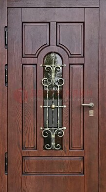 Cтальная дверь со стеклом и ковкой в коричневом цвете ДСК-119 в Домодедово