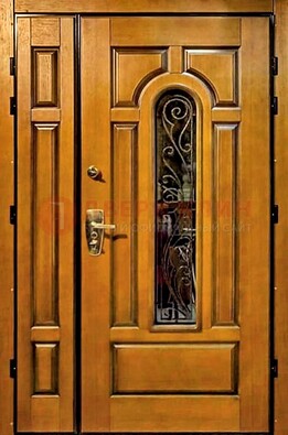 Распашная металлическая дверь со стеклом и ковкой для дома ДСК-152 в Курске