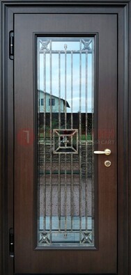 Железная дверь с большим стеклом и ковкой ДСК-187 в Пушкино