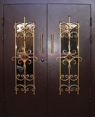 Металлическая дверь с ковкой и остеклением ДСК-49 в Гатчине