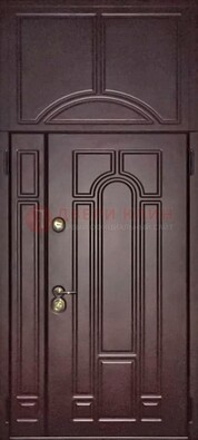 Коричневая железная дверь с виноритом и верхней фрамугой ДВТ-243 в Балашихе
